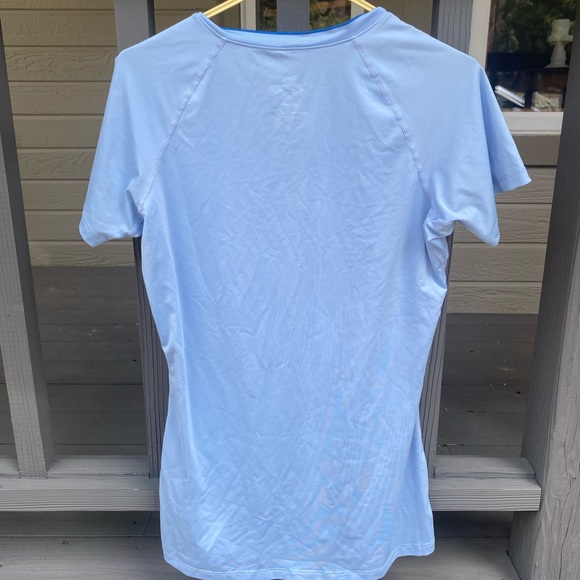 Nike Pro Dri Fit Women’s Size Medium Blue Fitted Workout VNeck Tee - Picture 4 of 7
